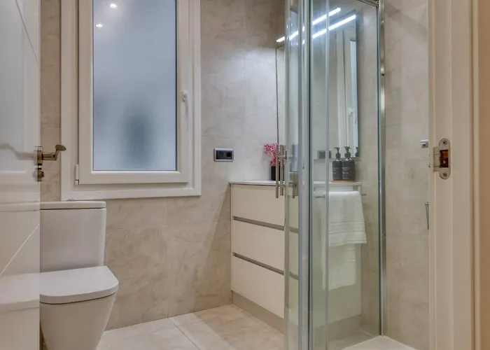 Apartment Buena Ubicacion Y Plaza De Garaje